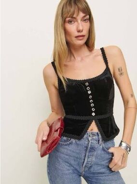 Reformation Minna Velvet Top - Black - Size 4